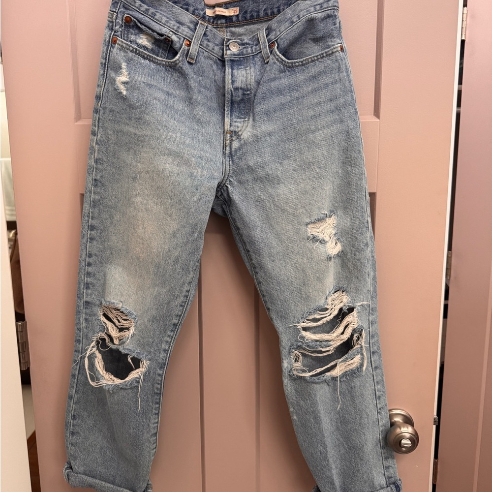 Levi's Women's Wedgie Straight Distressed Jeans in Authentically Yours Size 26